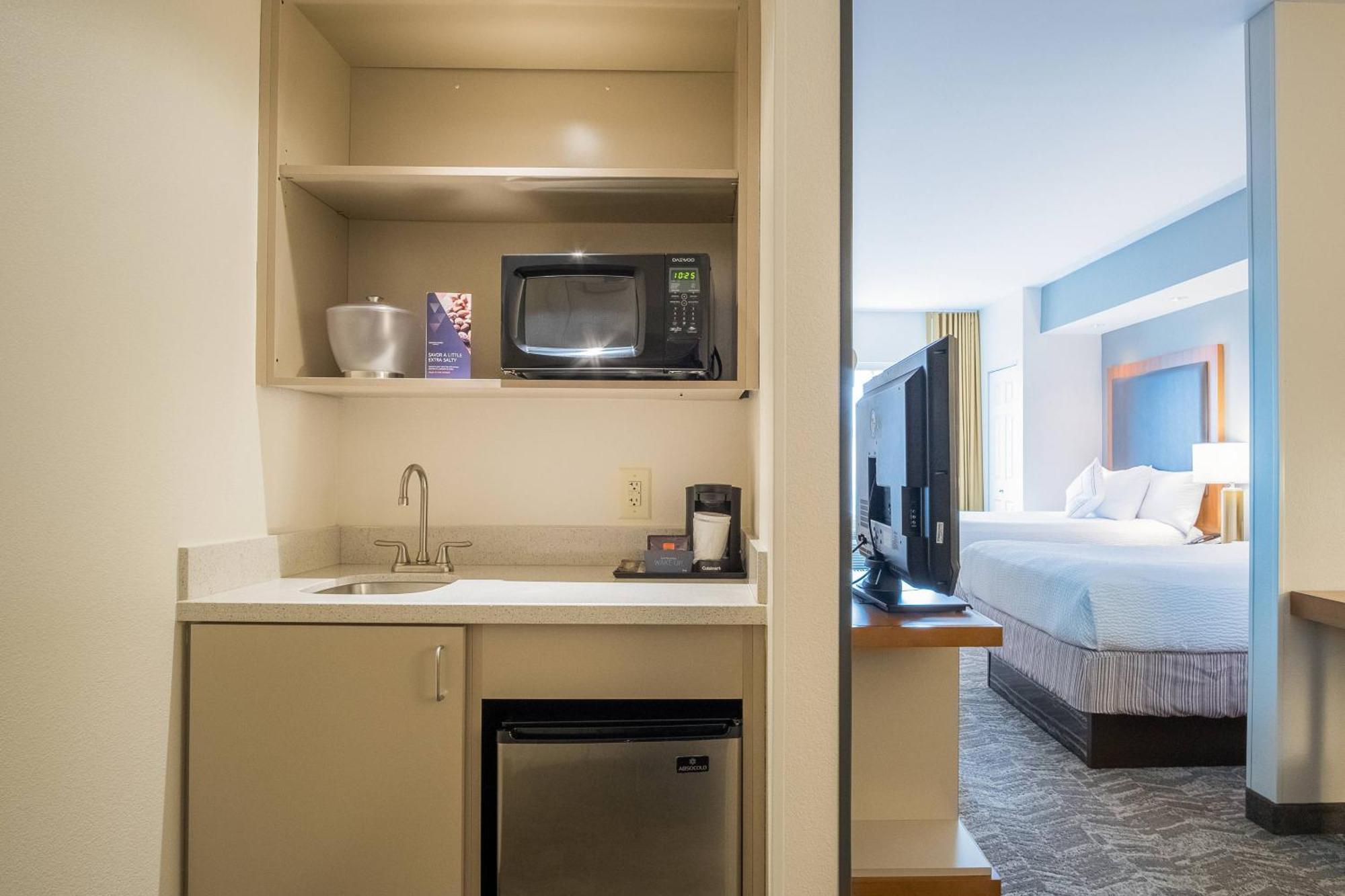 Springhill Suites By Marriott Winston-Salem Hanes Mall Екстериор снимка